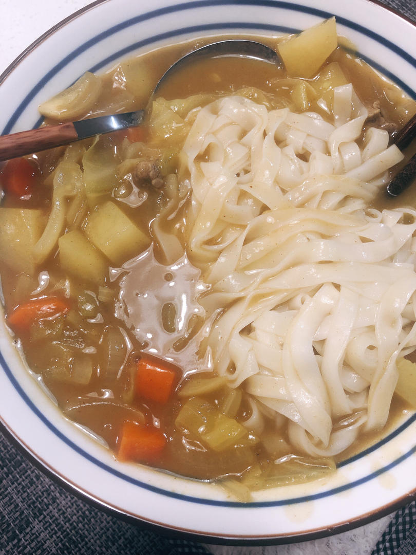 牛肉咖喱面
