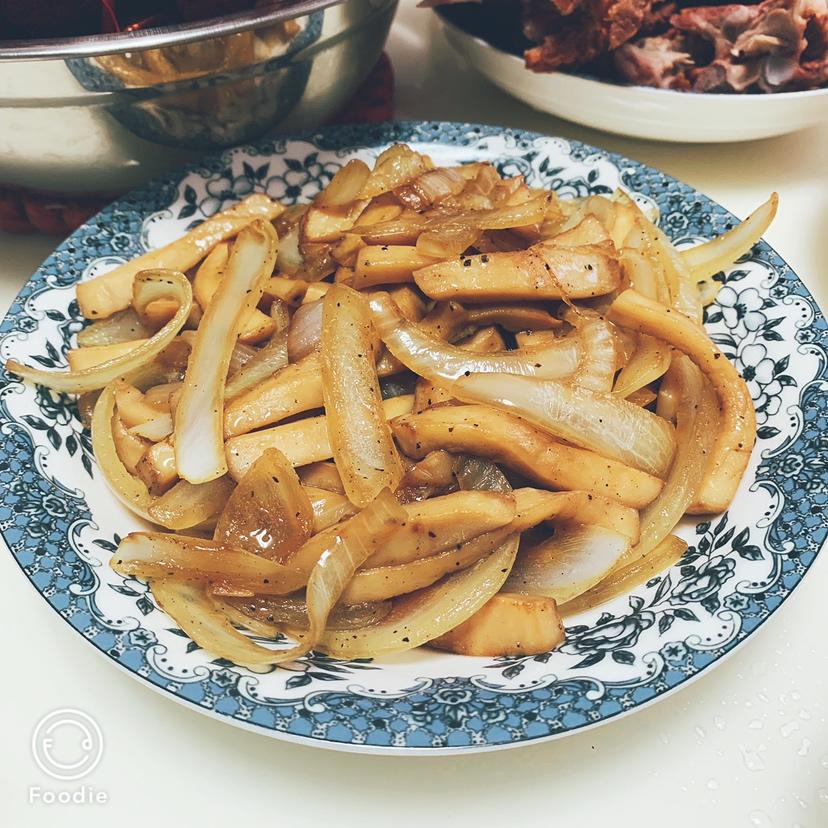 洋葱遇到杏鲍菇