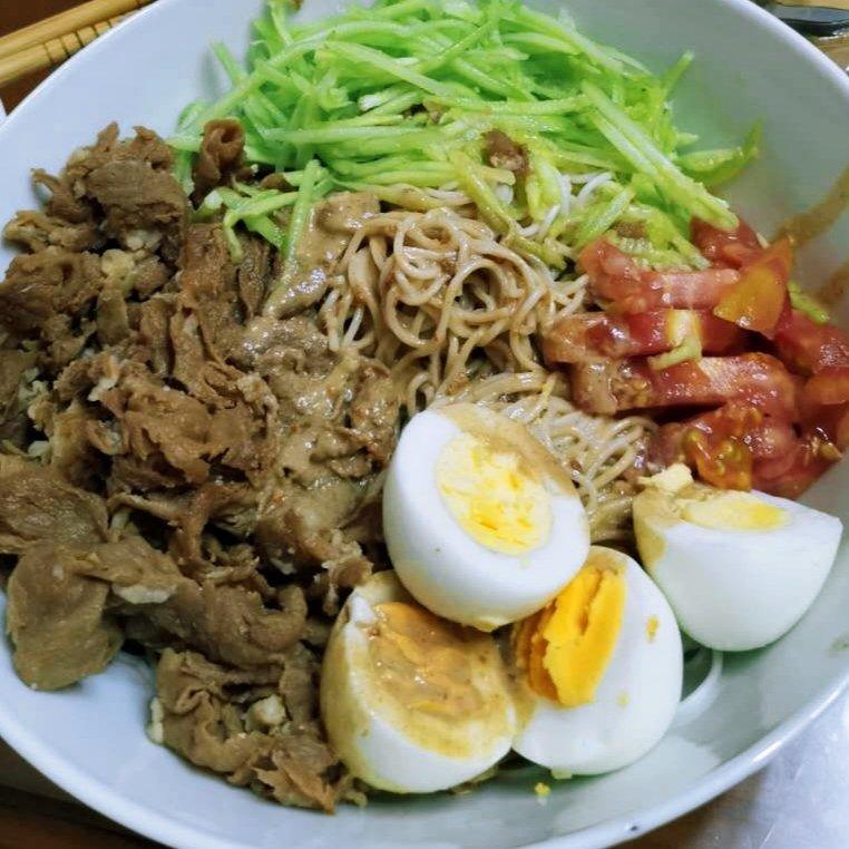 麻酱鸡丝荞麦冷面