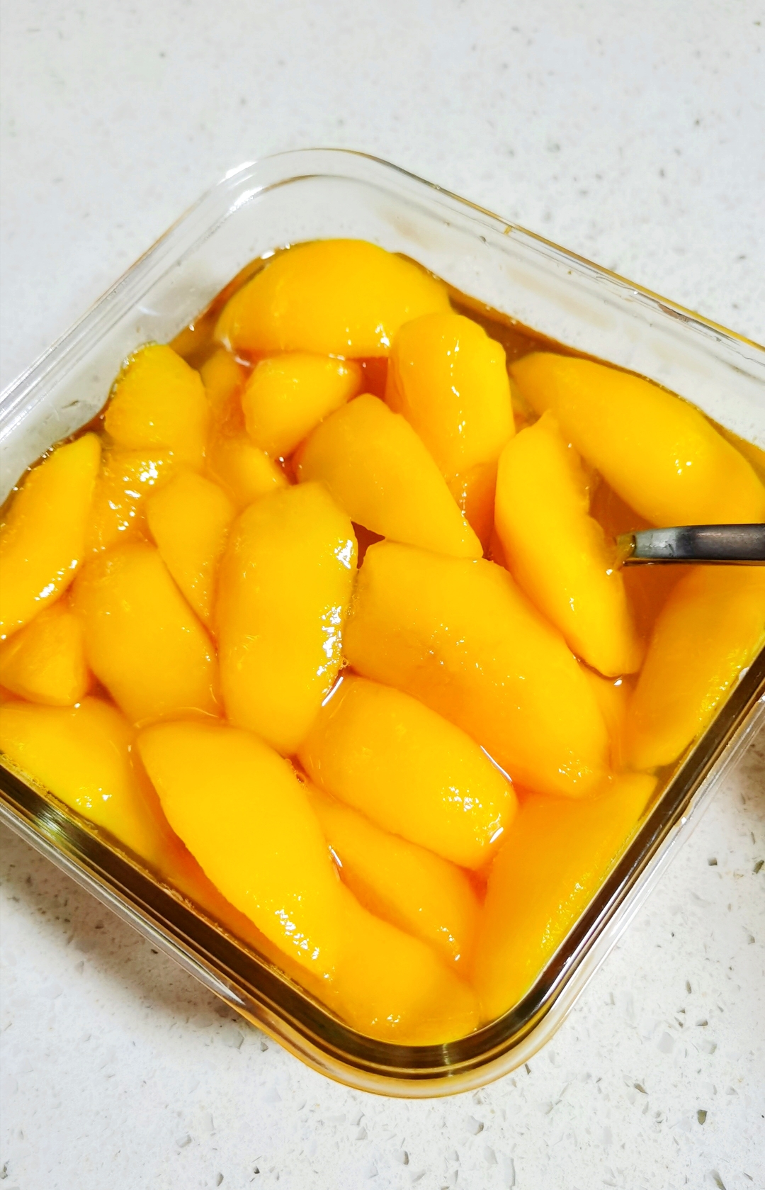 冰糖炖黄桃的做法