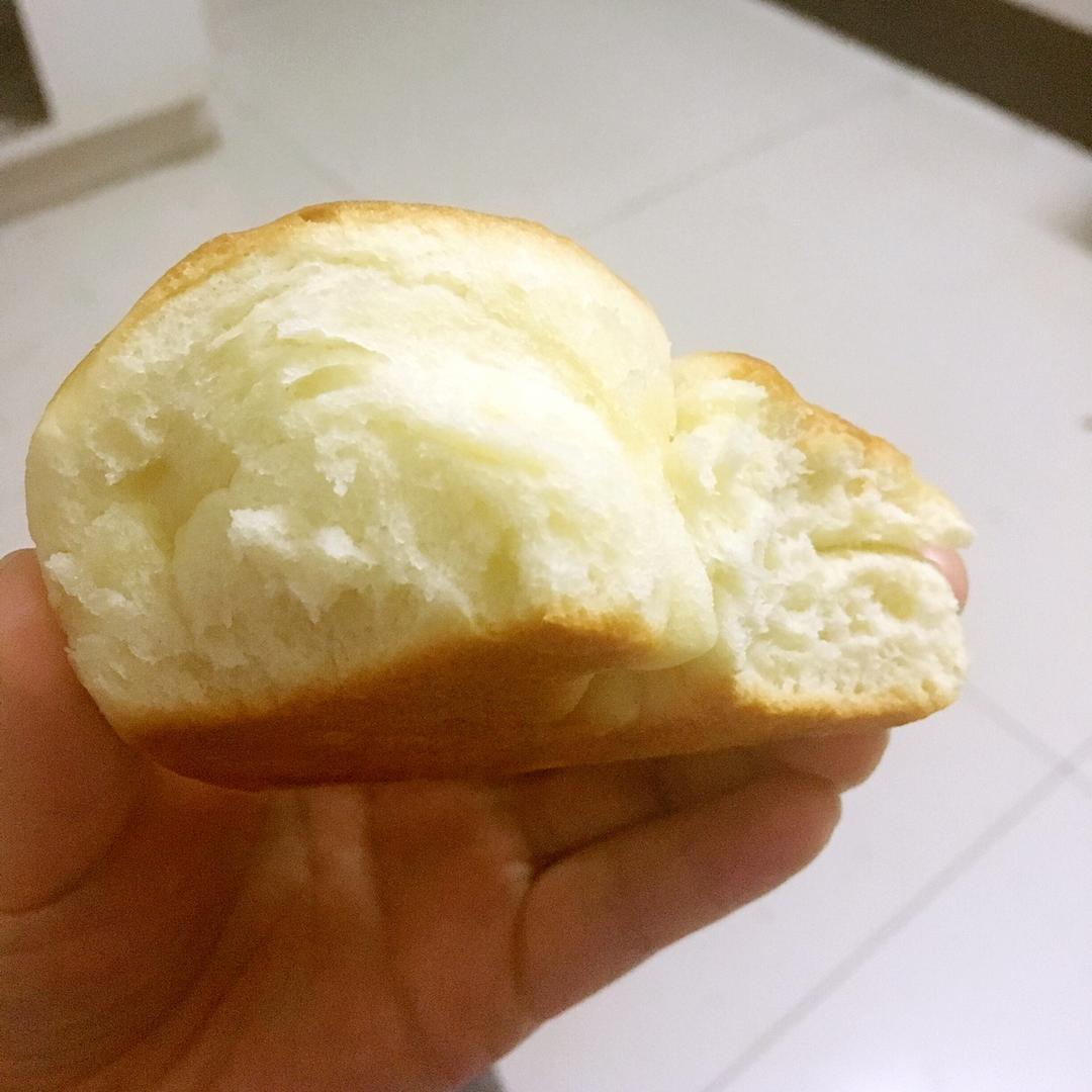 酸奶小面包