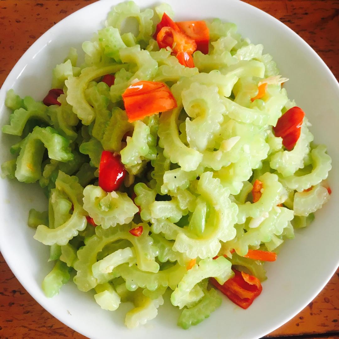 紫气东来-rowley做的清炒苦瓜