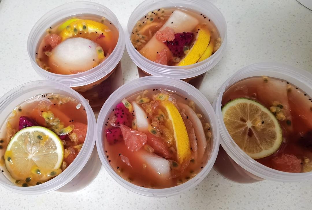 冷泡水果茶