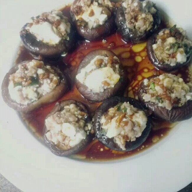豆腐肉末酿香菇