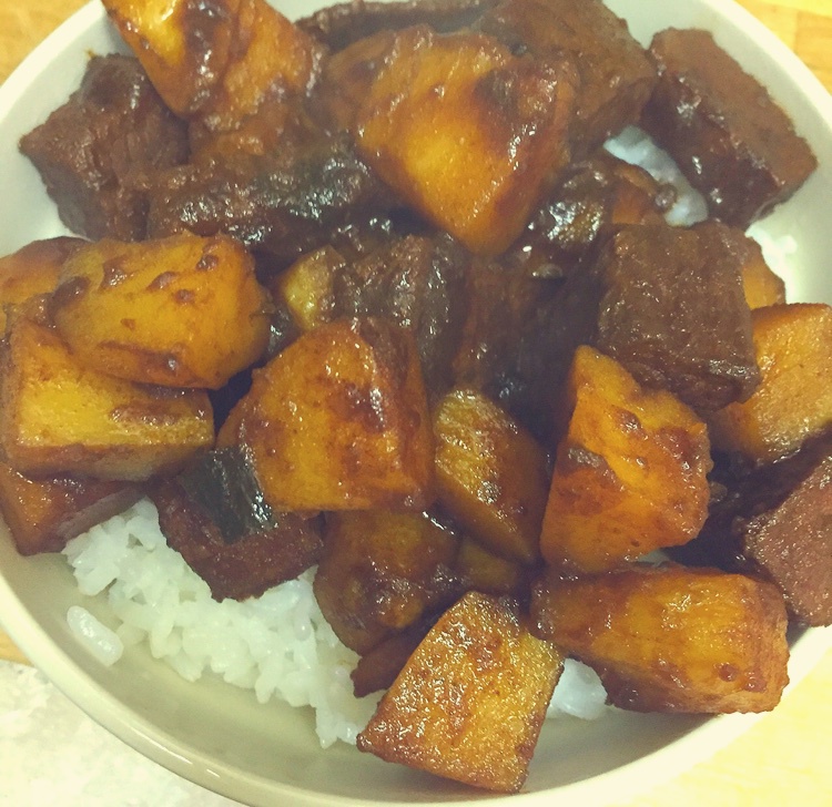 土豆炖牛肉