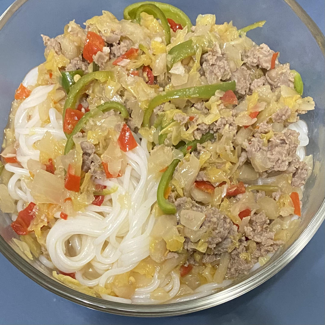 爱上了酸辣米粉