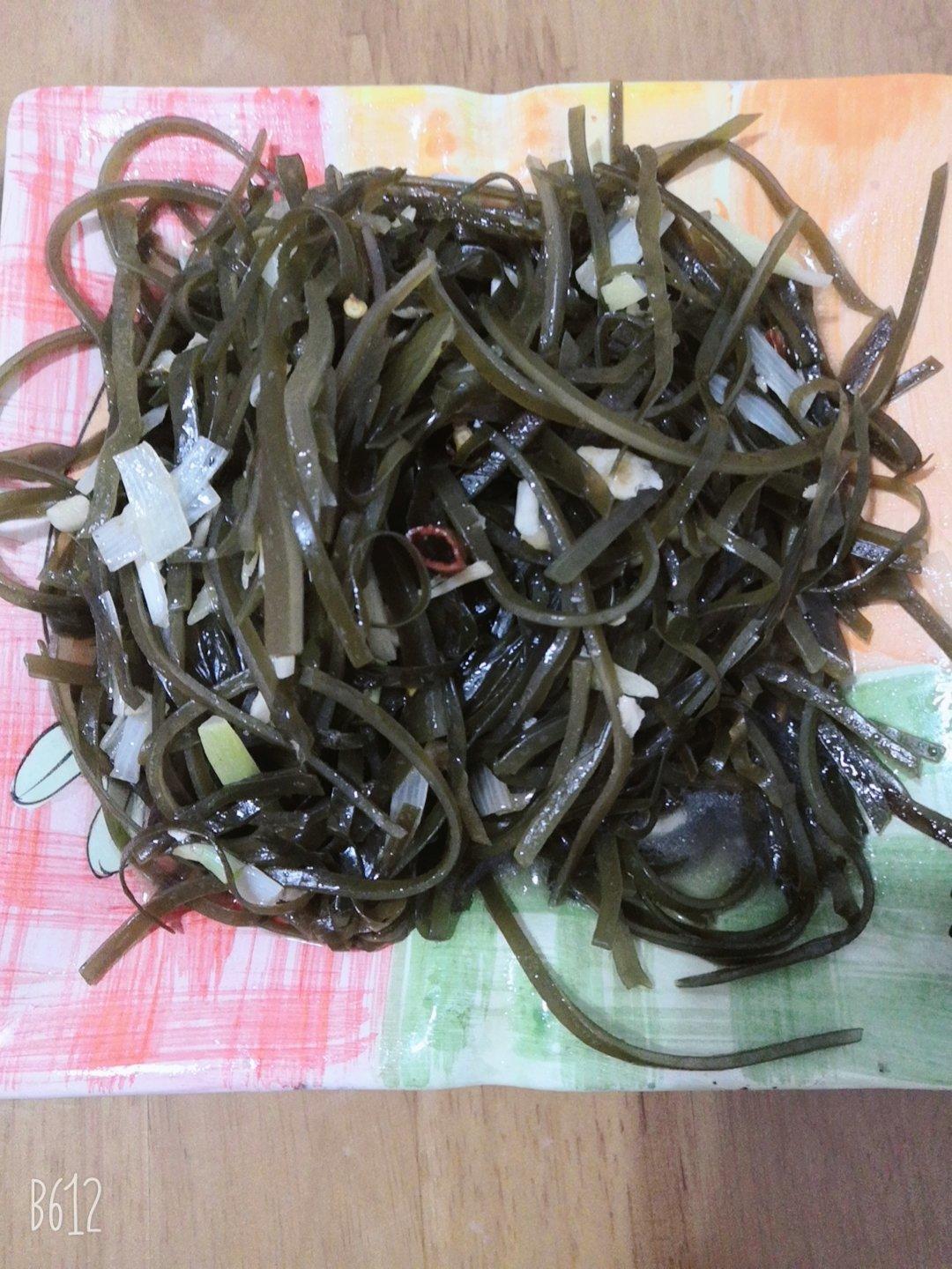 辣炒海带丝（勾氏私房菜）