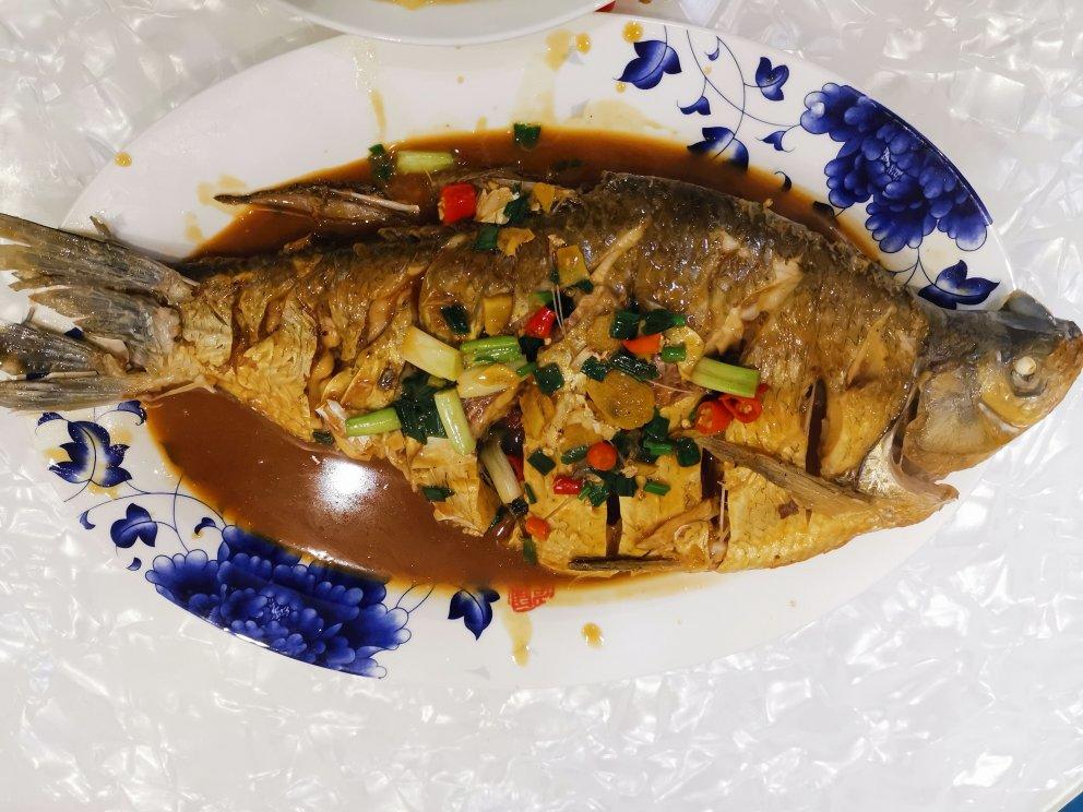 红烧鳊鱼