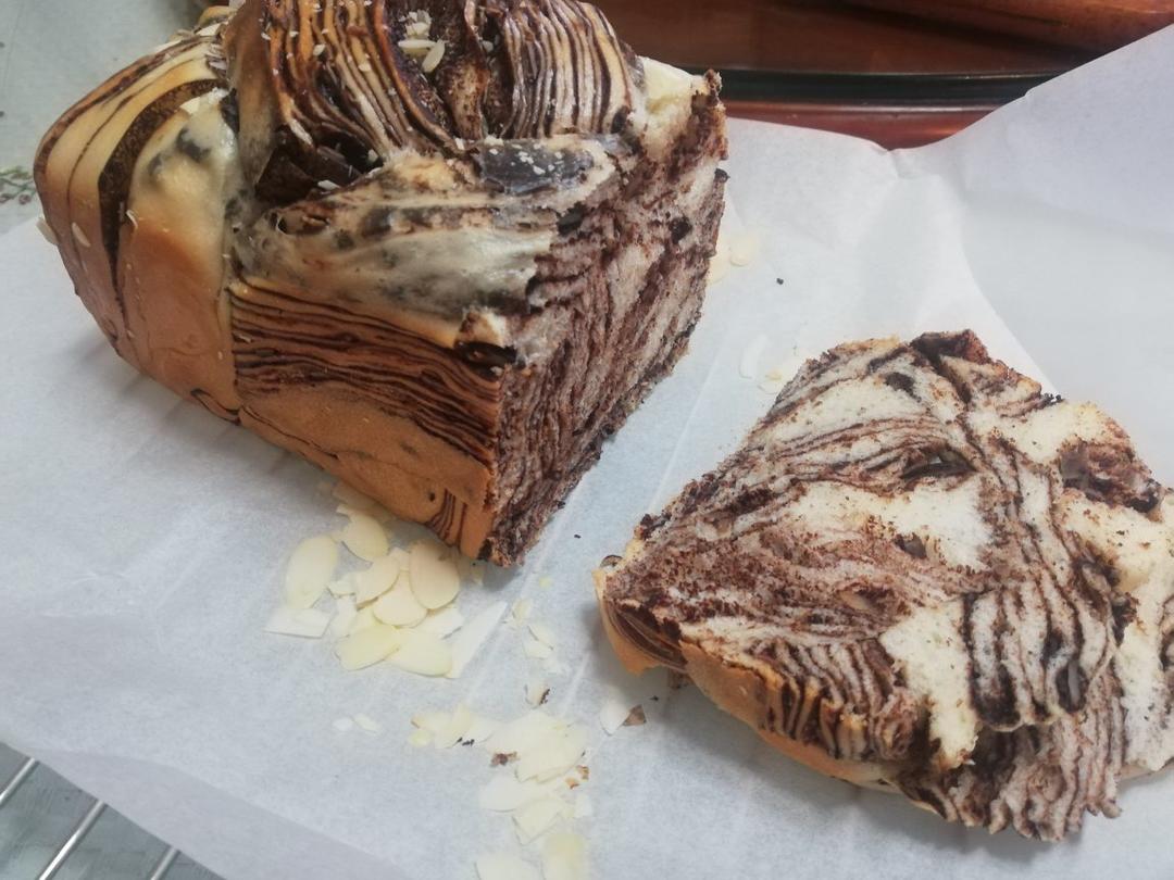 美得不像话！超松软大理石土司