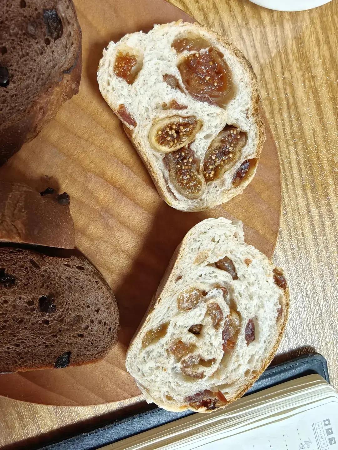 网红面包店的莓果三重奏欧包，在家也能轻松复刻