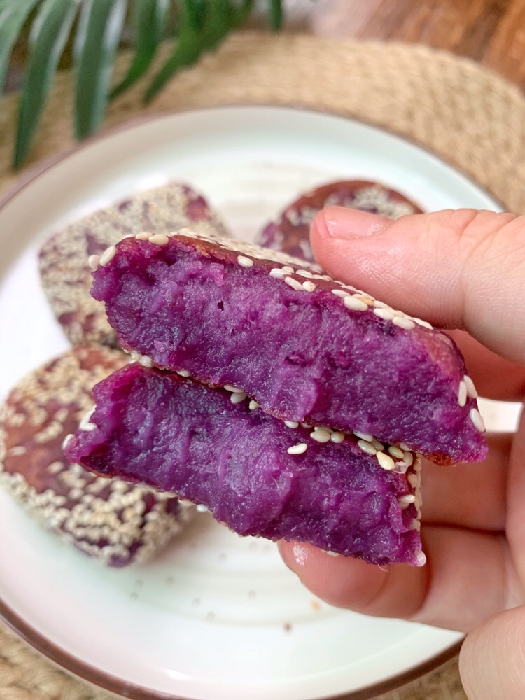 软软糯糯甜甜的紫薯饼，简单易学零失败‼️的做法 步骤3