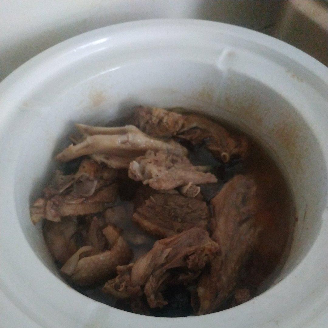 香菇炖老鸭