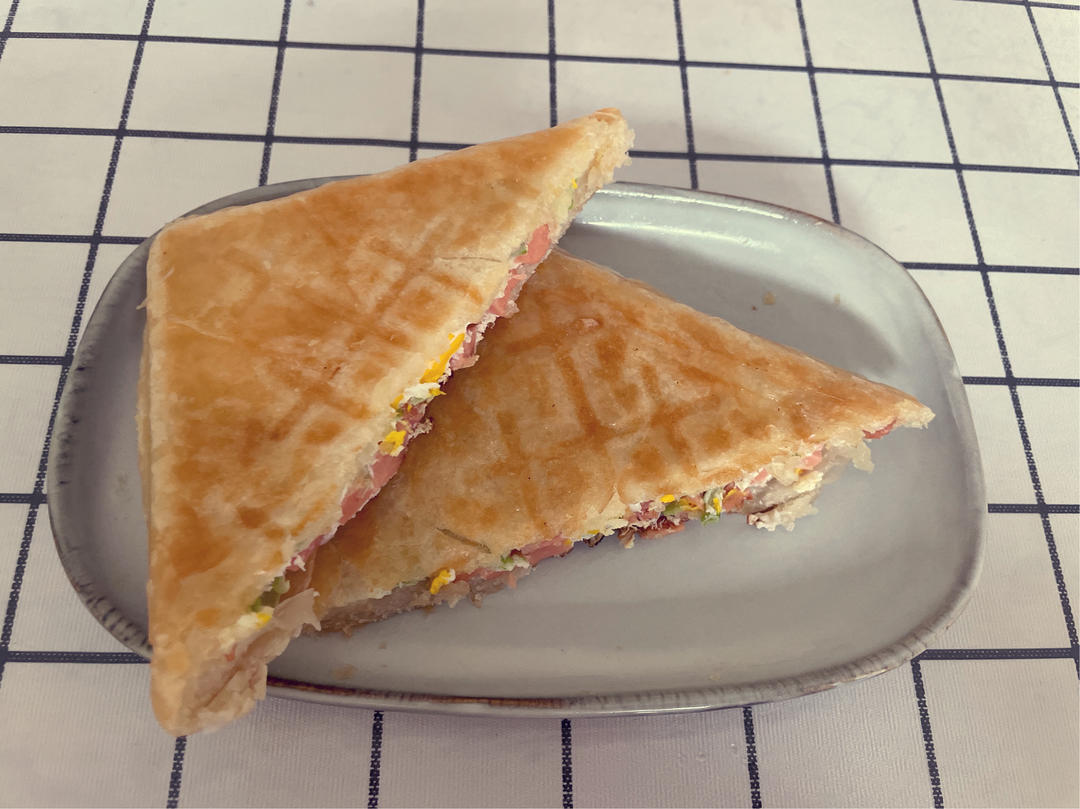 手抓饼版鸡蛋酥饼