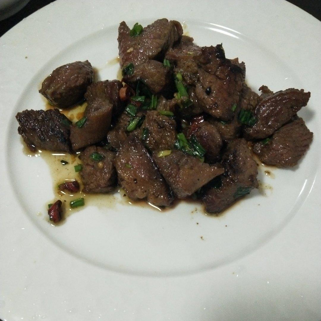 黑胡椒牛肉粒~补充优质蛋白