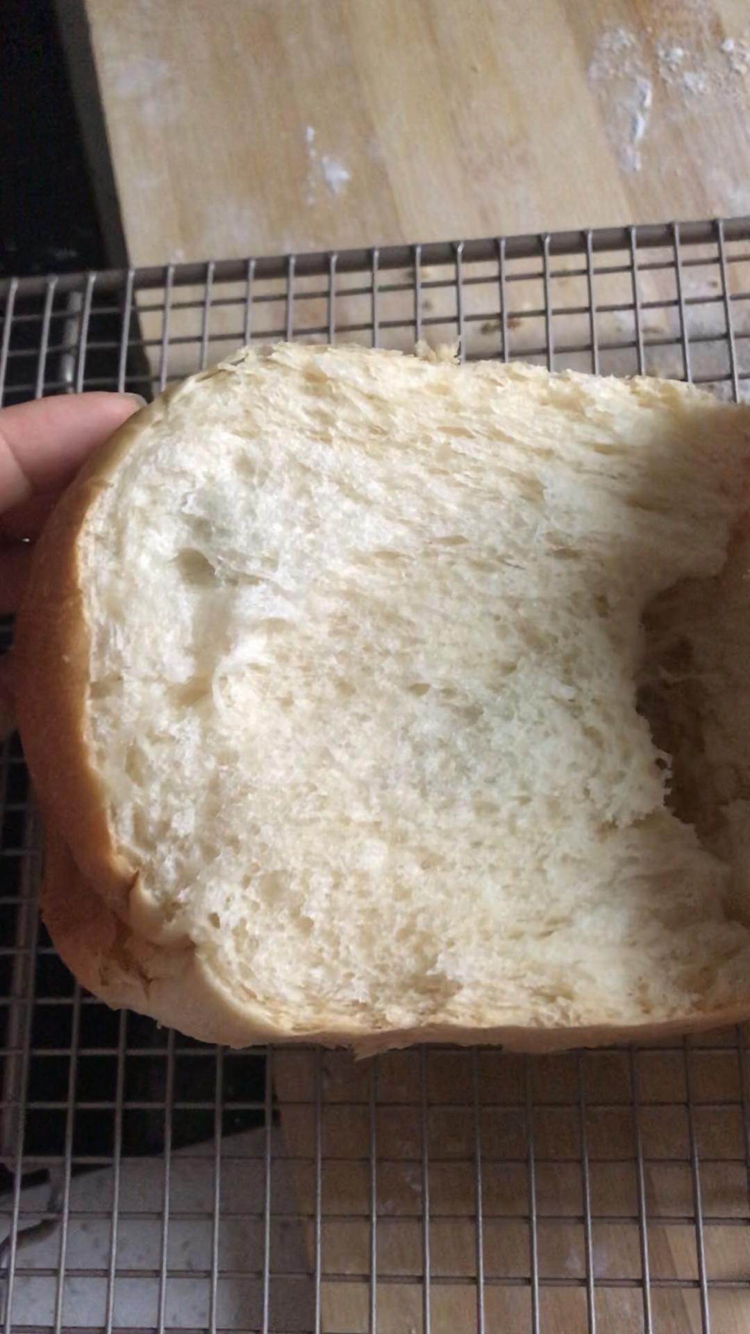 纯奶手撕吐司的做法 步骤1