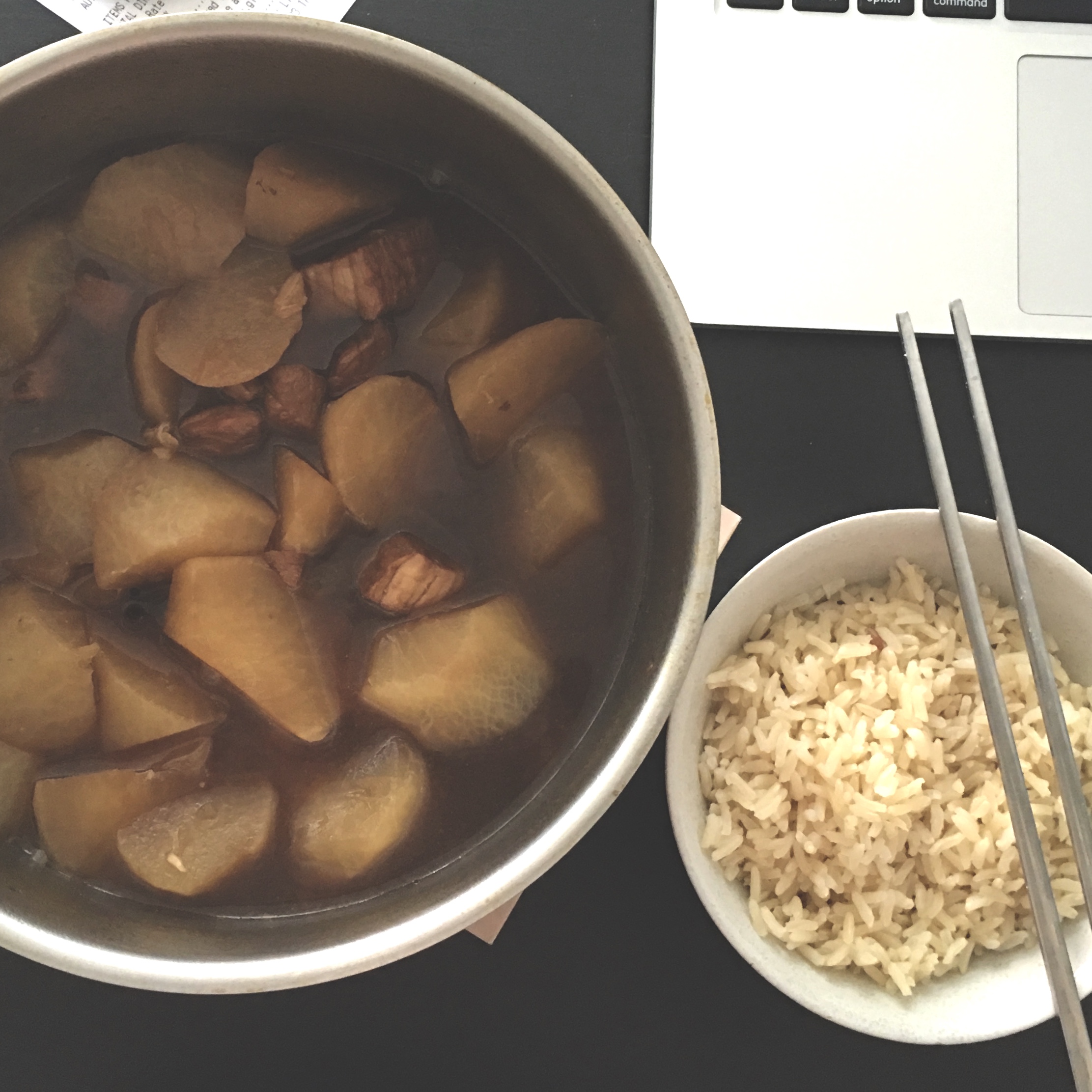 萝卜红烧排骨