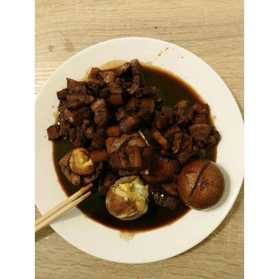 红烧肉烧蛋