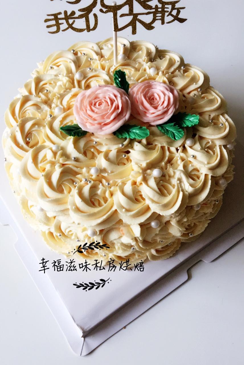 淡奶油裱花蛋糕