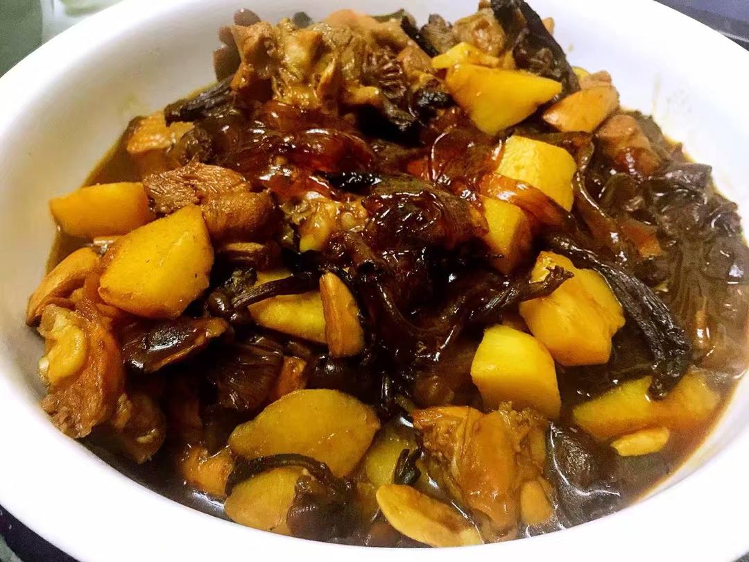 小鸡炖蘑菇