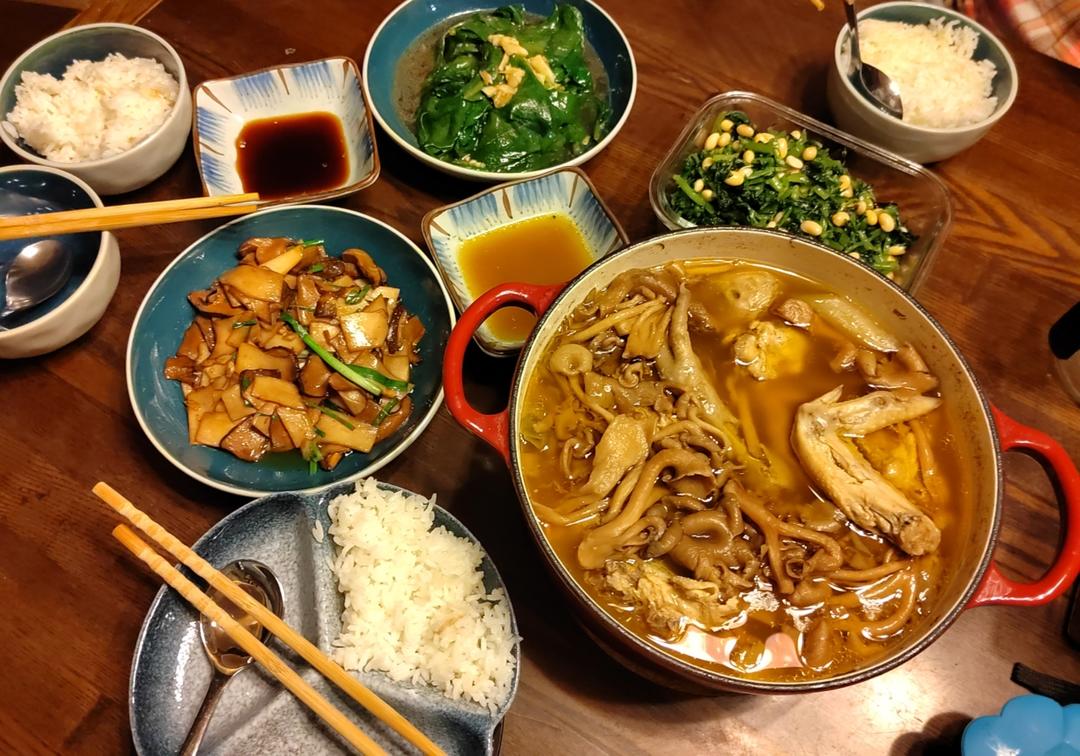 奶奶教的鲜香肥美香菇炖鸡汤