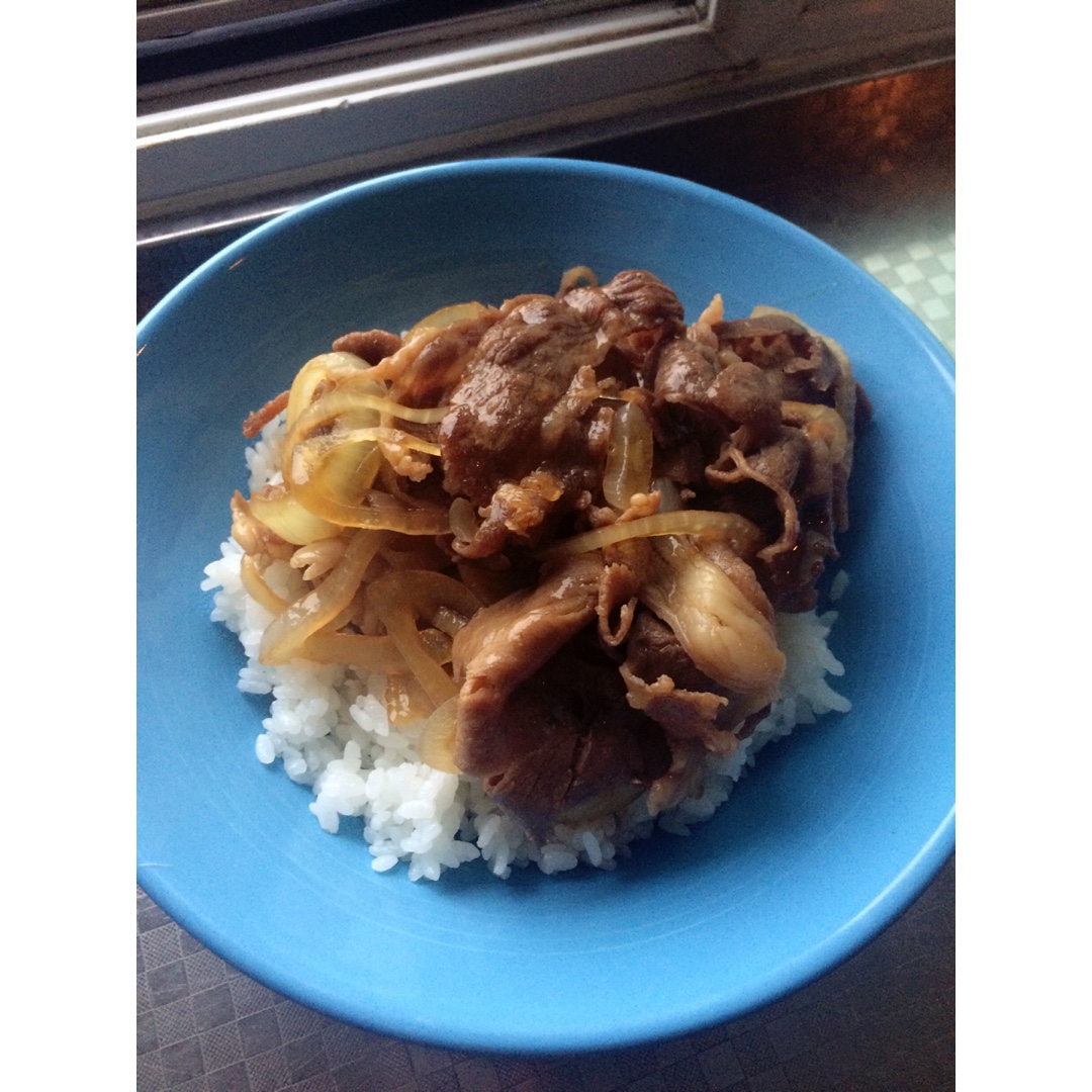 肥牛饭