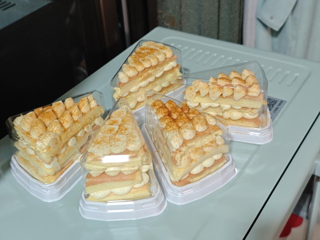 豆香浓郁甜而不腻❗️自制网红豆乳盒子蛋糕