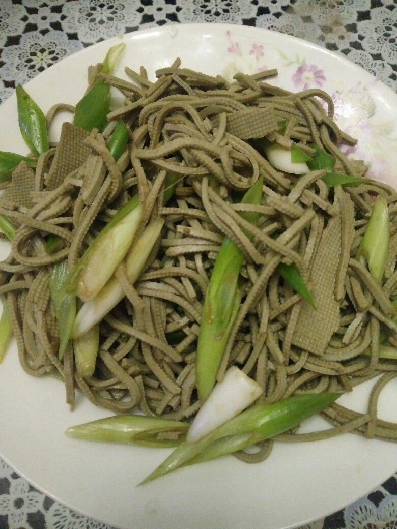 炝拌豆腐丝