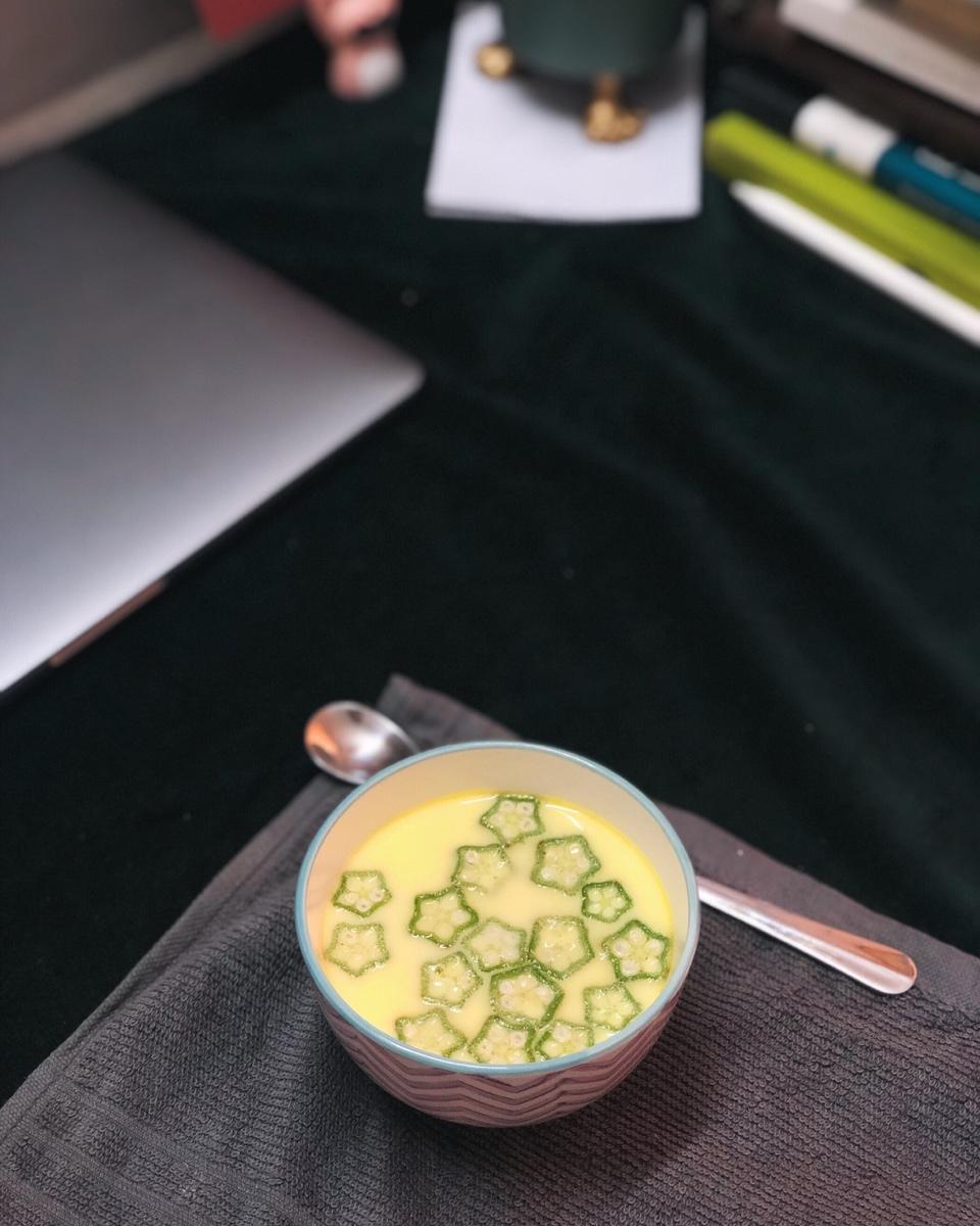 秋葵鸡蛋羹