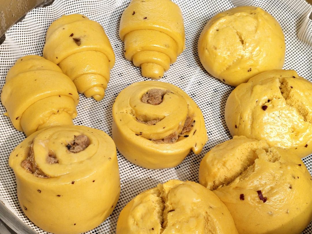 新手也可以--详解如何做出人见人爱、金黄的南瓜馒头