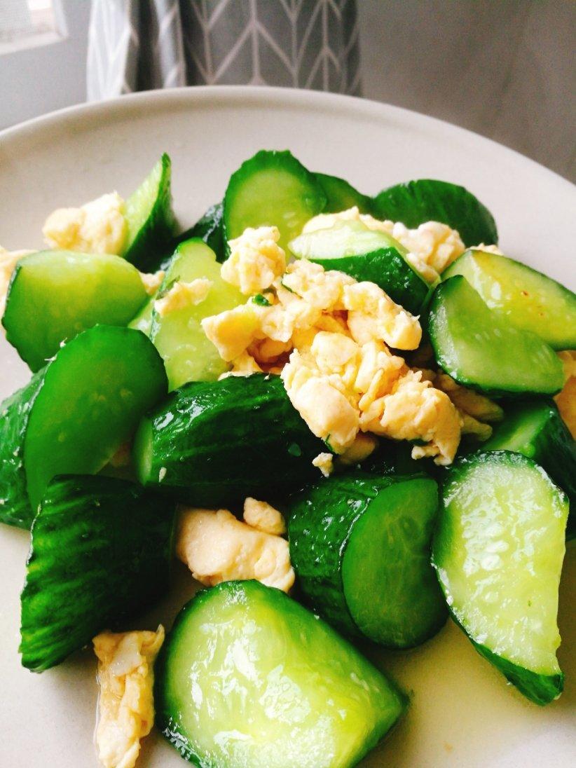 黄瓜木耳炒鸡蛋