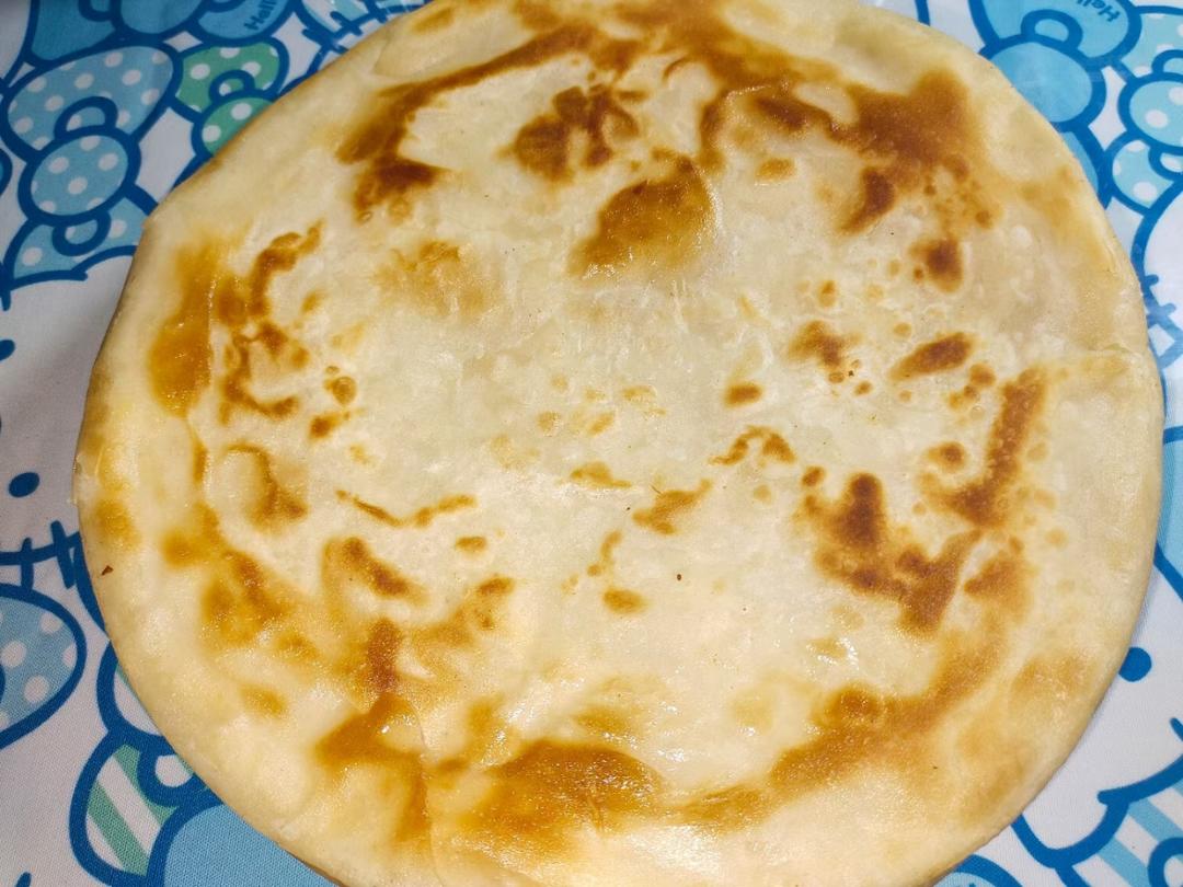 家常烙饼，直接吃、炒饼吃都好吃。