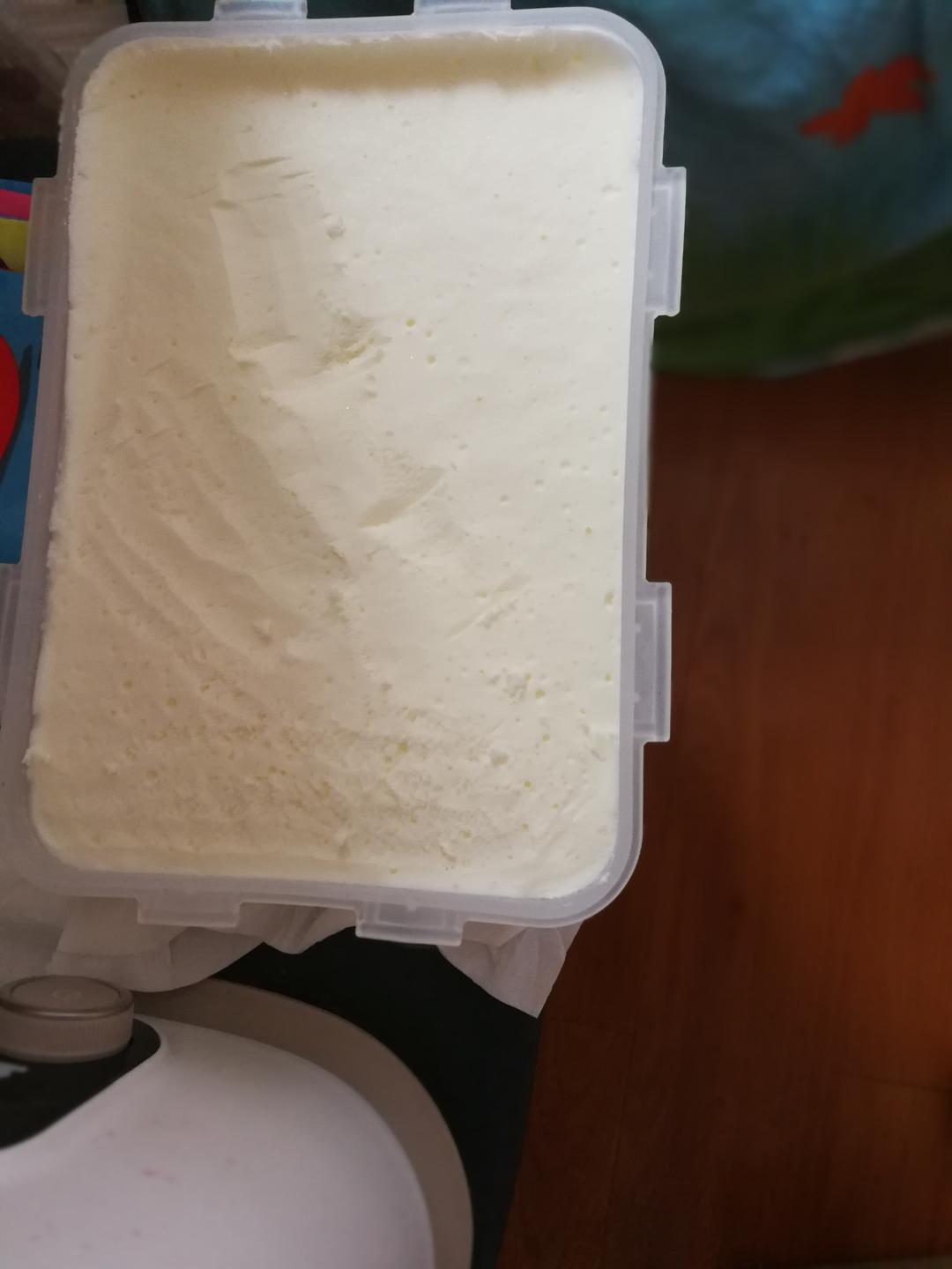 牛奶冰淇淋（无蛋自创）的做法