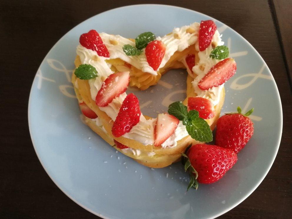 心形奶油水果泡芙💞💞情人节专供甜品