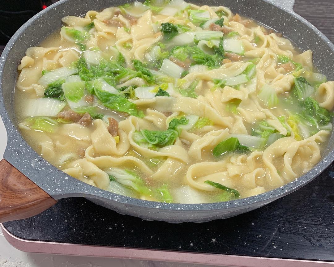 鸡蛋手擀面的做法