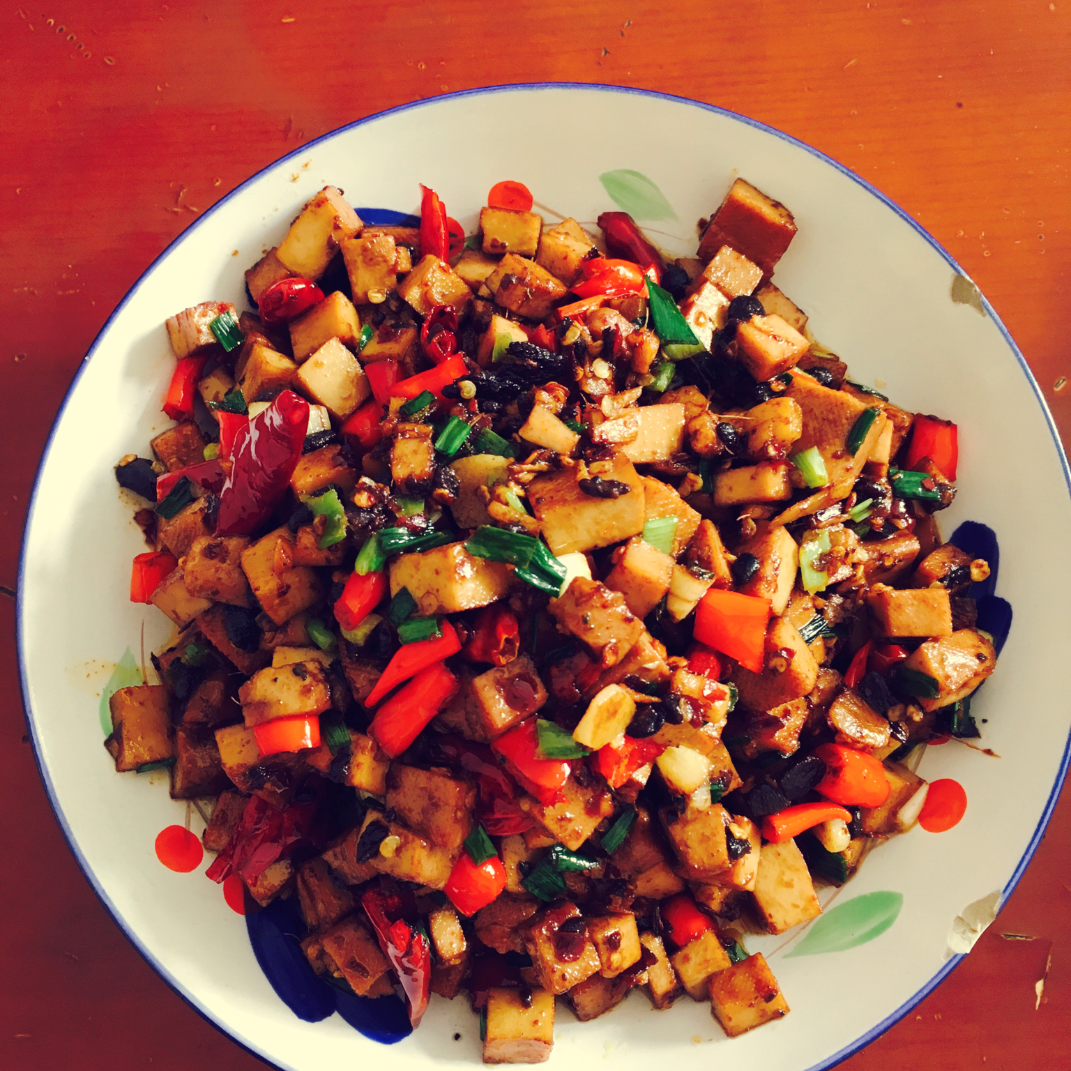 请叫我女王大人吧咋嘿做的下饭神器---老干妈炒香干