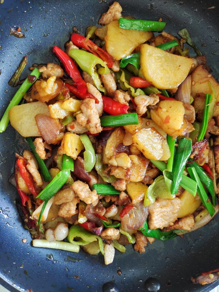 干锅土豆片