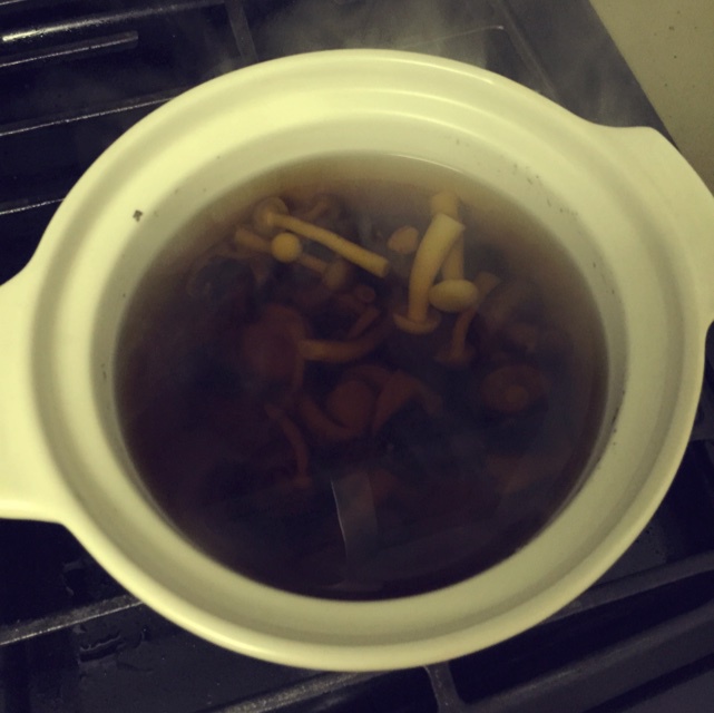 饭前一碗汤,身体最健康--杂菌汤