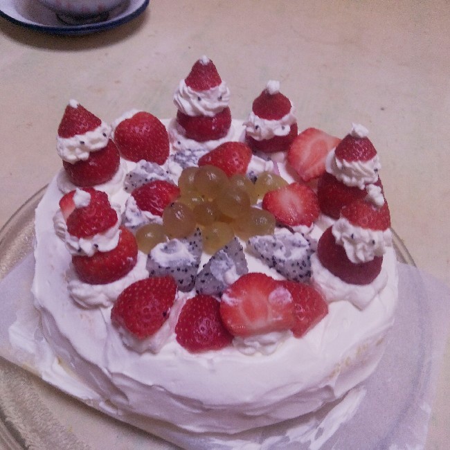 草莓鲜奶油蛋糕