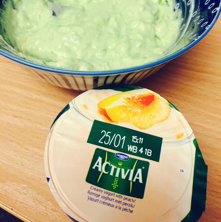 白糖拌牛油果（牛油果冰淇淋）