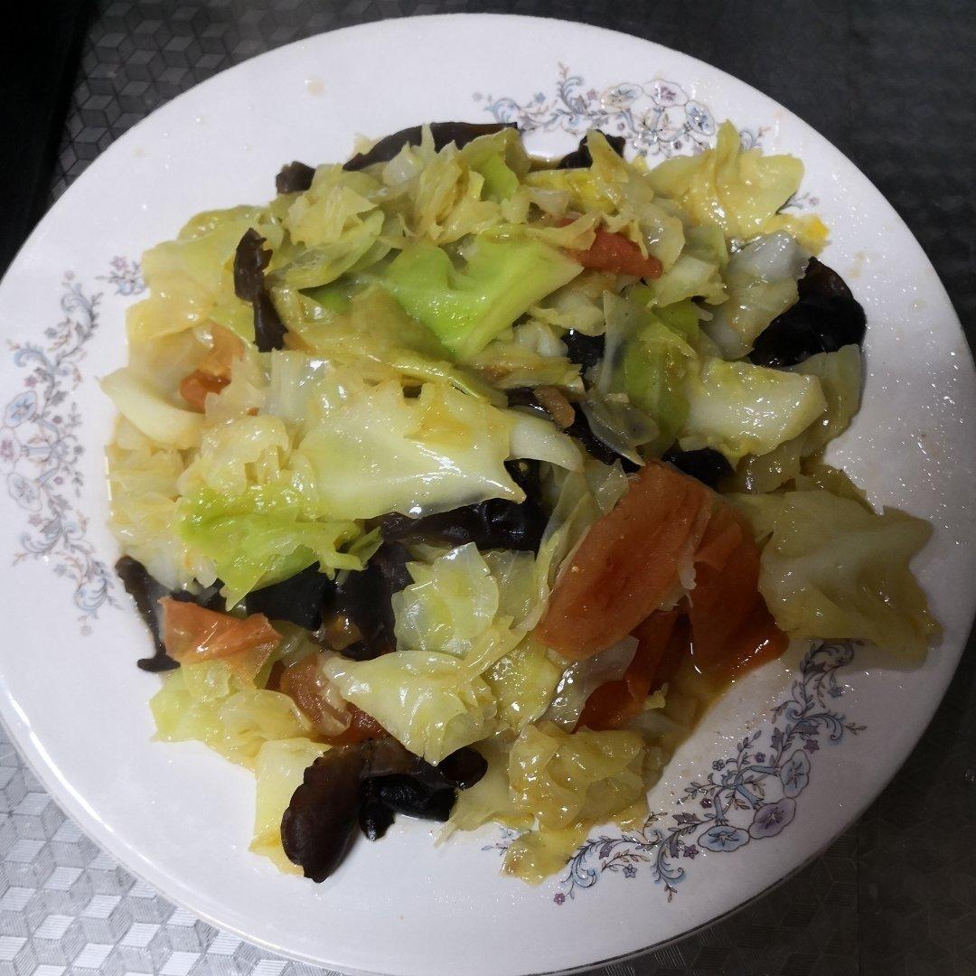 牛心菜炒番茄