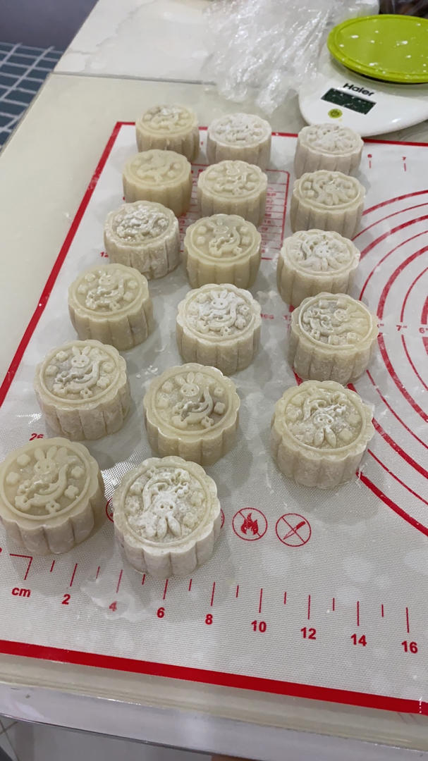 《Tinrry下午茶》冰皮月饼（奶黄馅）