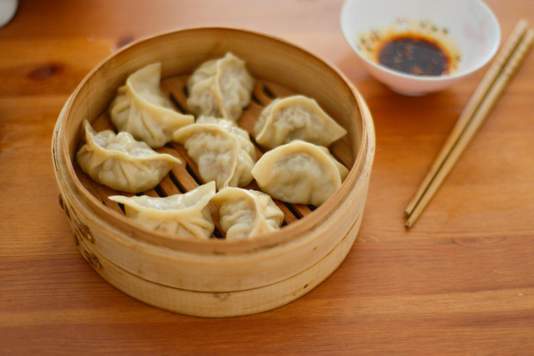 鲜掉眉毛的 三鲜水饺~