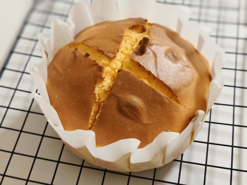 烤舒芙蕾🥞简单方便一次成功～口感绵密好吃😋