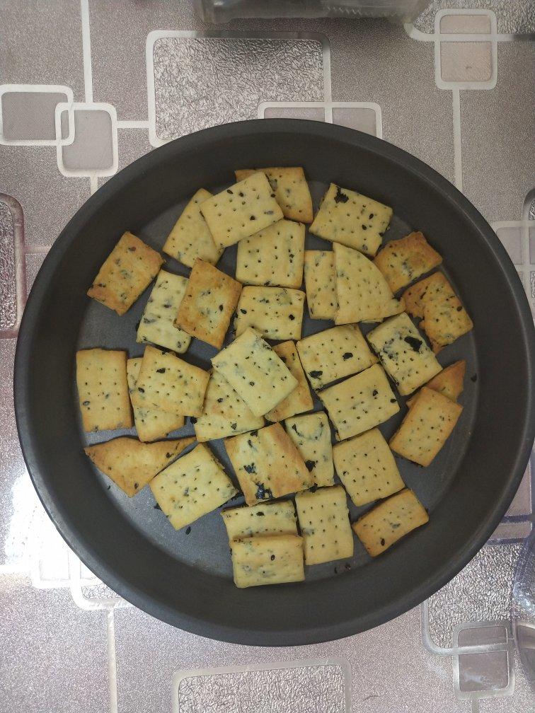 无糖香葱苏打咸饼干