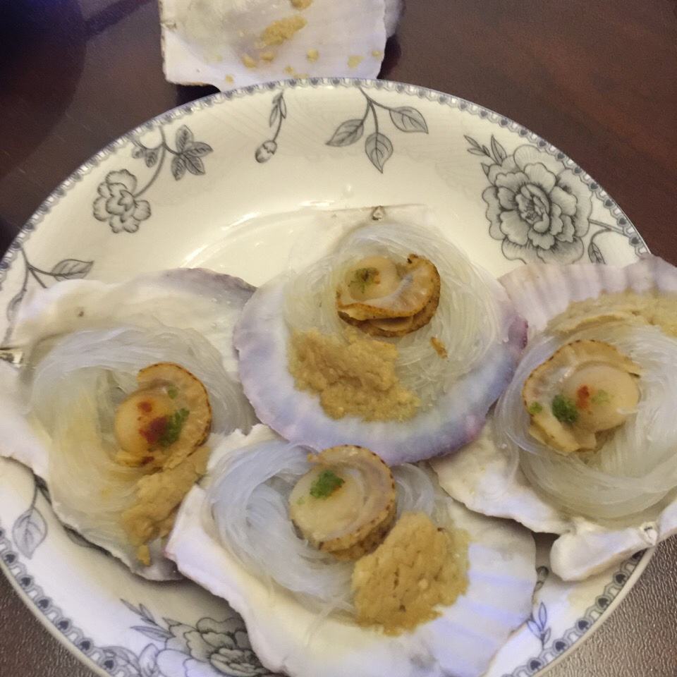 蒜蓉粉丝蒸扇贝