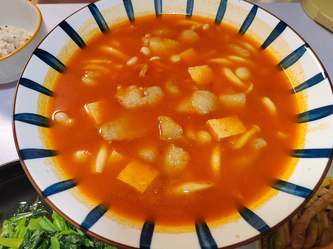 龙利鱼豆腐煲