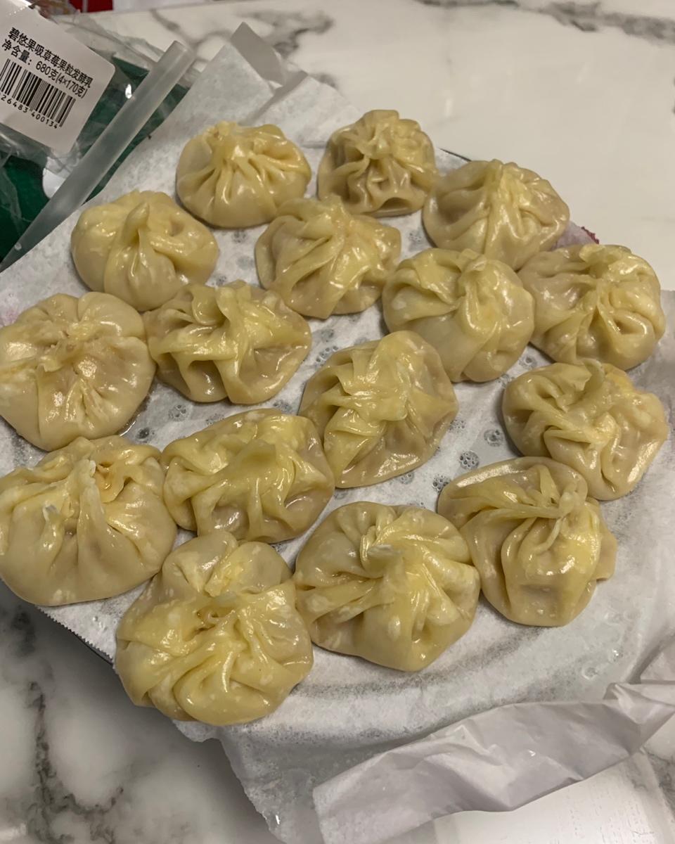 饺子皮版罐汤小笼包