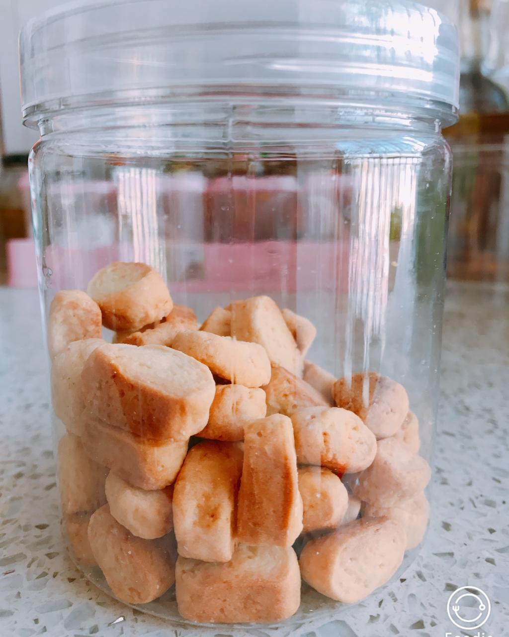 小石头饼干。