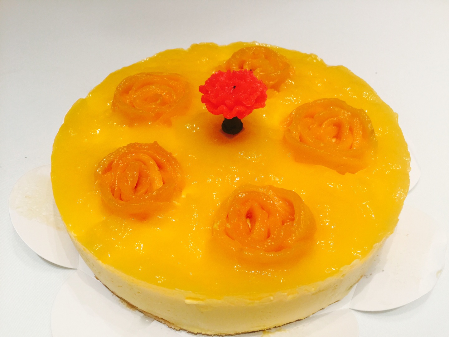 金色玫瑰（芒果慕斯蛋糕）8寸的做法