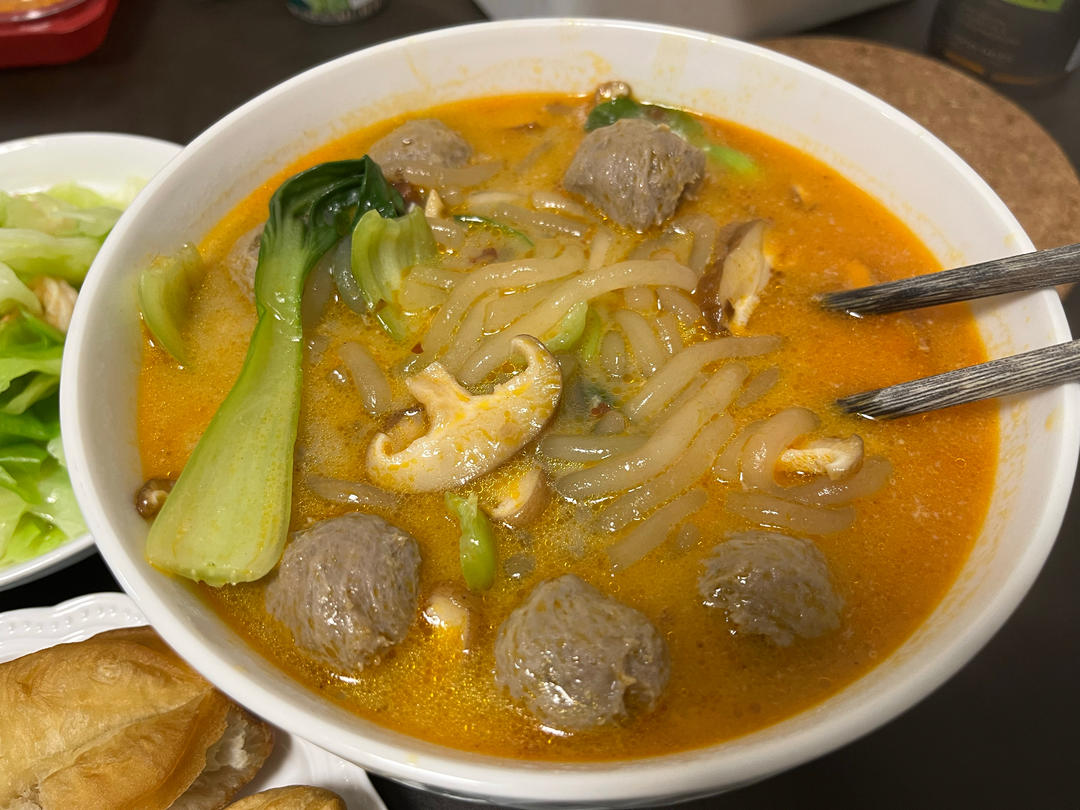 好吃到汤都喝光的「麻辣土豆粉」